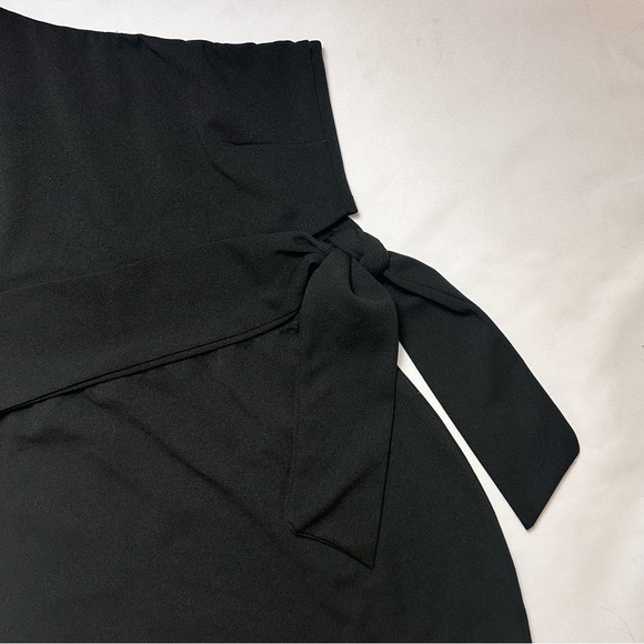 Windsor A Cut Above One Shoulder Mini Dress - Picture 5 of 12